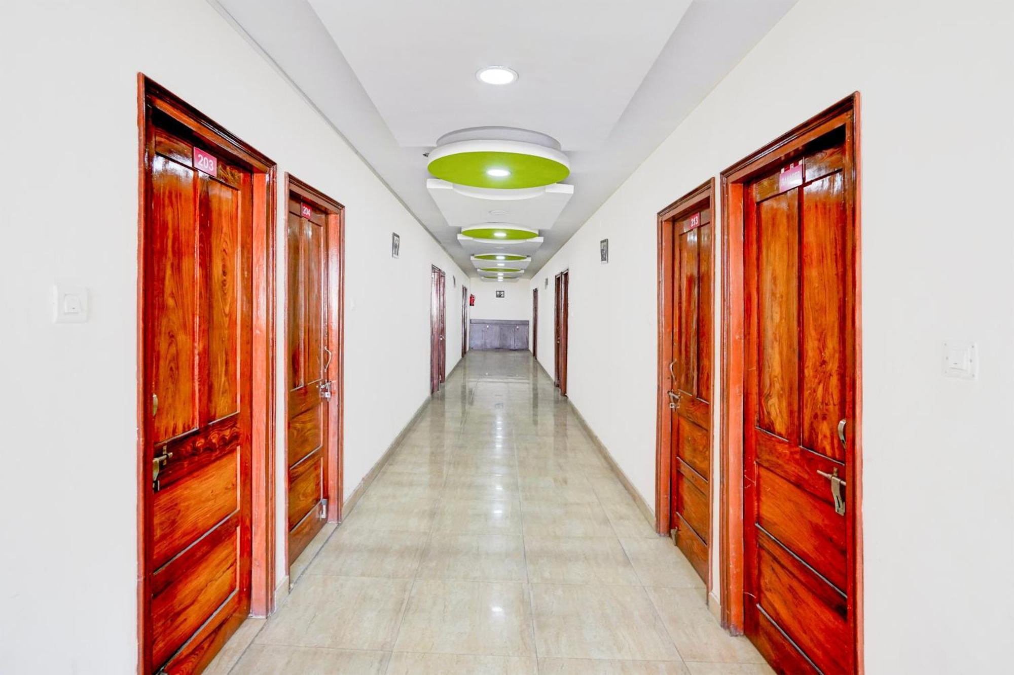 Super Hotel O Jwalapur Near Prem Ashram Haridwār Dış mekan fotoğraf